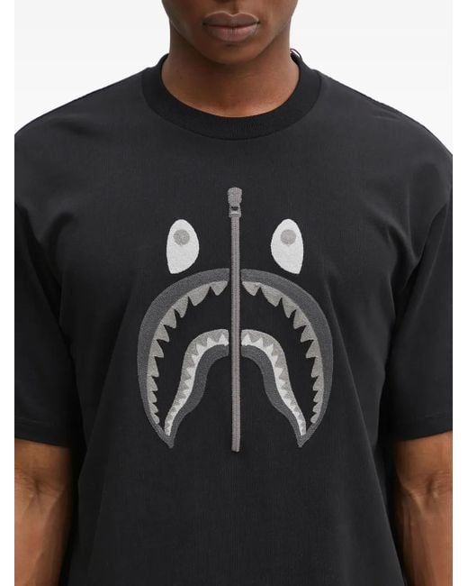 メンズ A Bathing Ape Shark Attack Tシャツ Black