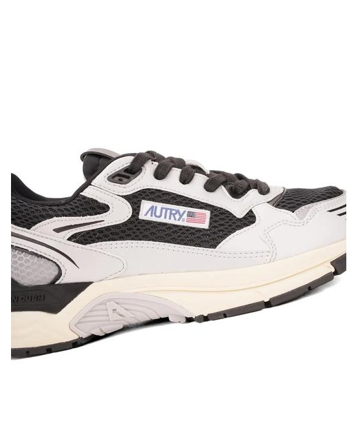 Autry White Lace-Up Flat Sneakers