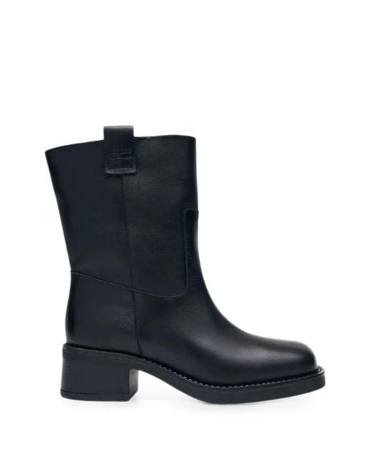 Alohas Black Leather Pull-On Boots