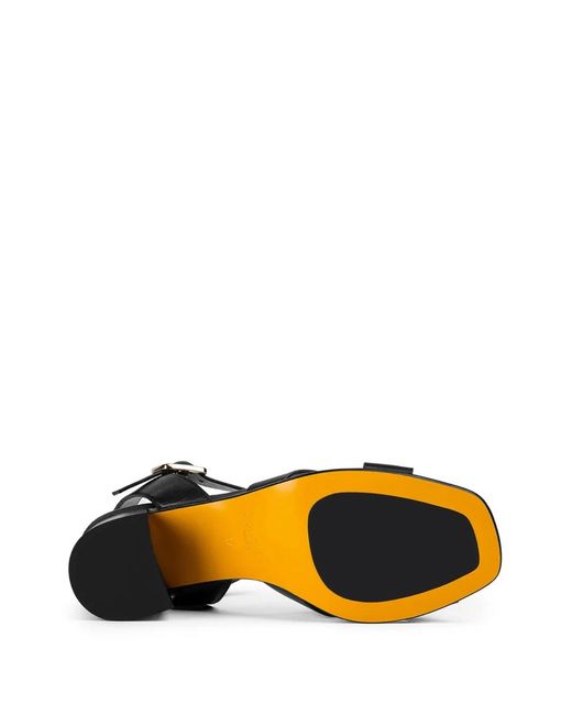Doucal's Black Cross-Strap Leather Sandals