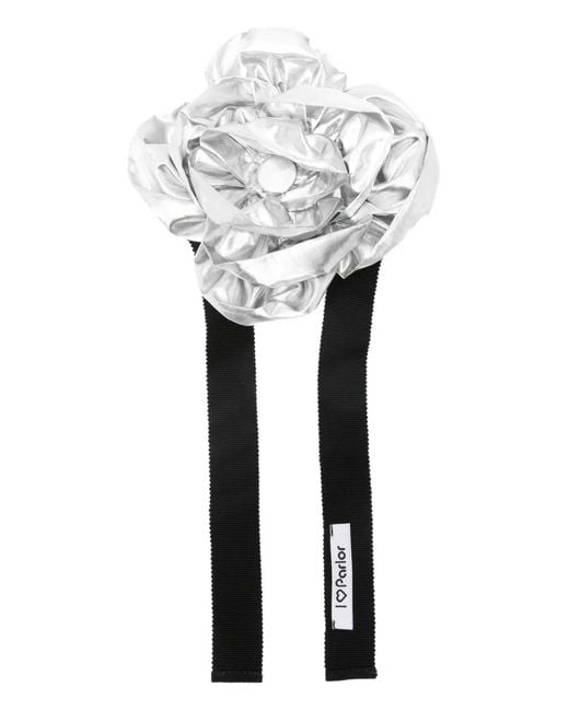 Parlor White Floral-Detail Choker
