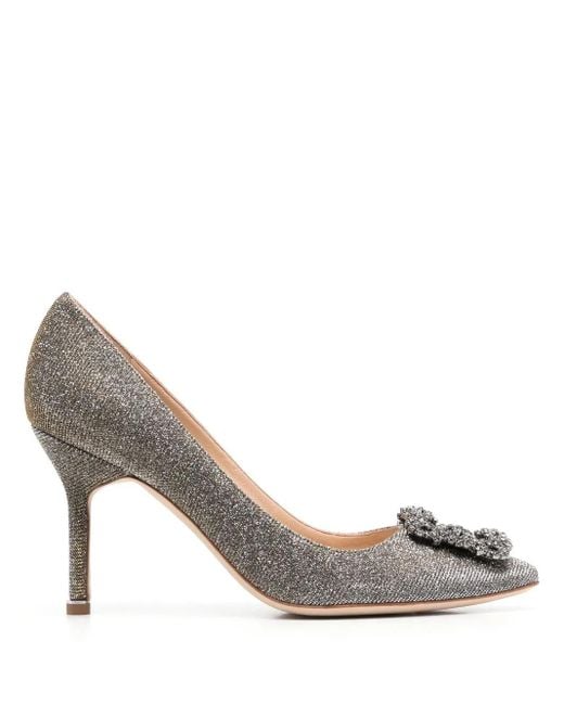 Manolo Blahnik Hangisi Glitter Pumps in het Gray