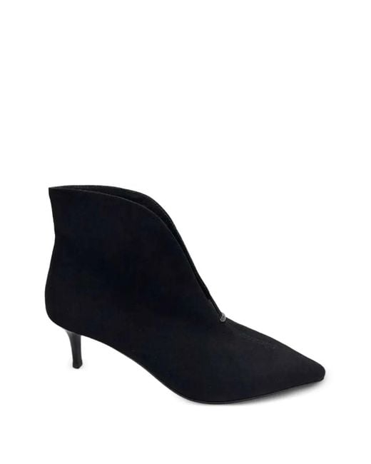 SERGIO MORETTI FIRENZE Black Pointed-Toe V-Cut Pumps