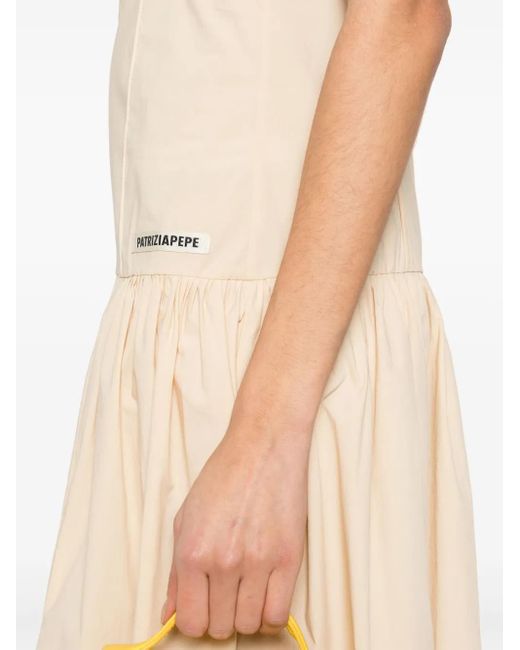 Patrizia Pepe Natural Maxikleid Mit Logo-Patch