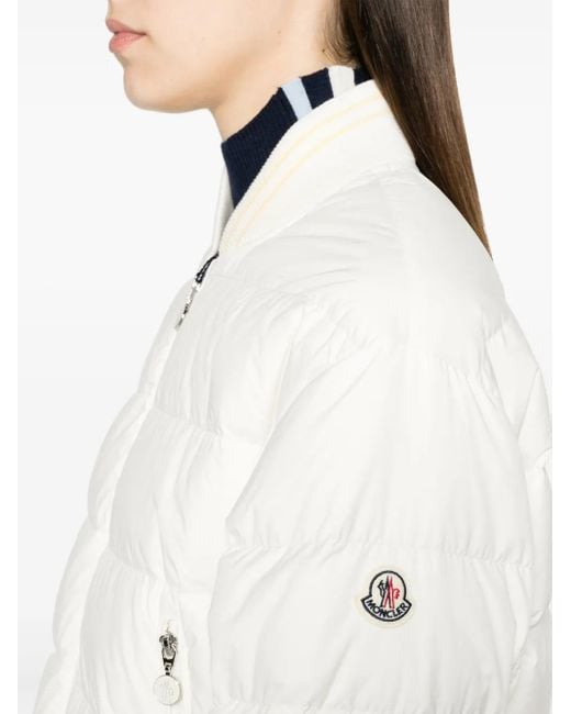 Moncler White Gefütterte Argo Bomberjacke Mit Logo