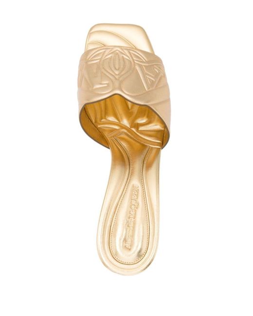 Alexander McQueen Natural Goldene slip-on schuhe aus kalbsleder