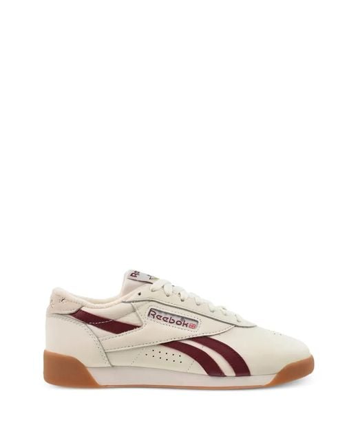 Reebok Pink Baskets Freestyle