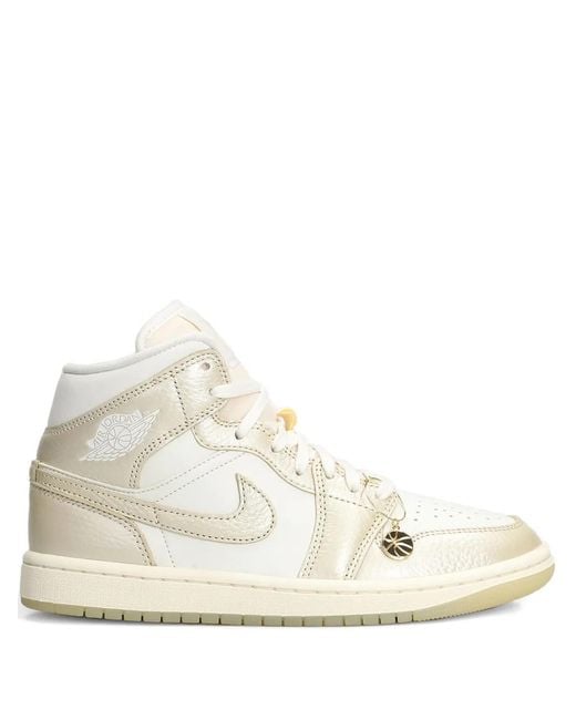 Zapatillas Air Jordan 1 Mid SE con perforaciones Nike de color Natural