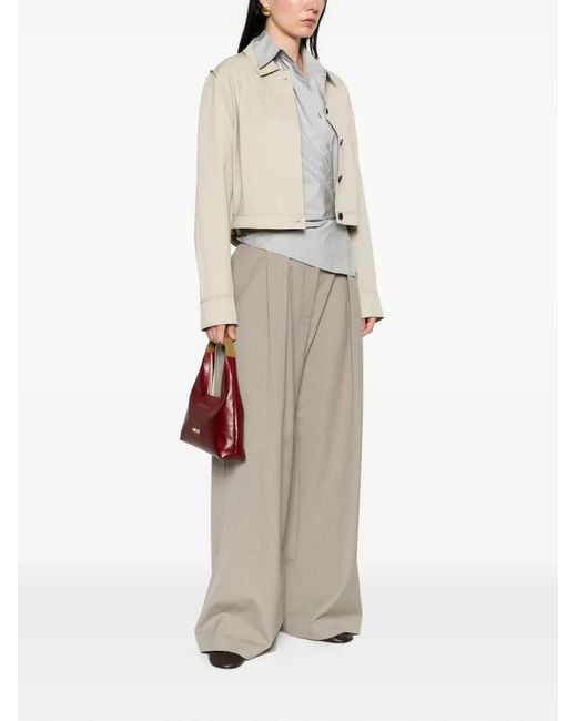 Low Classic White Buttoned Jacket