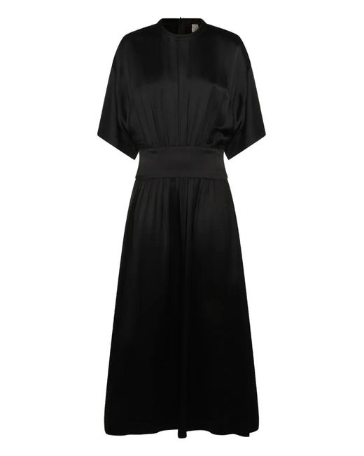 Vestido largo de manga corta Totême  de color Black
