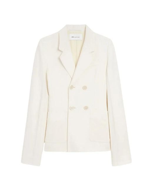AMI White Double-Breasted Peak-Lapel Blazer