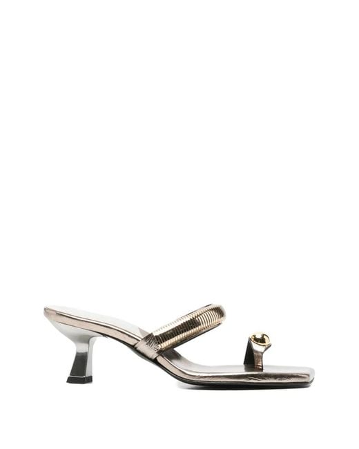 DONNARì White Toe-Ring Sandals