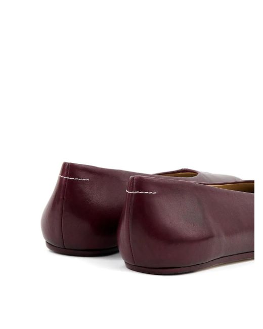 Ballerine Con Dettaglio Cuciture di MM6 by Maison Martin Margiela in Red