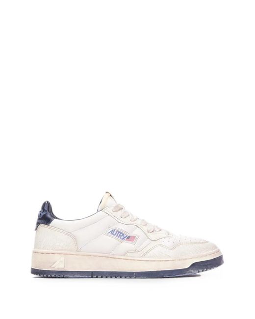 Autry White Medalist Super Vintage Sneakers for men