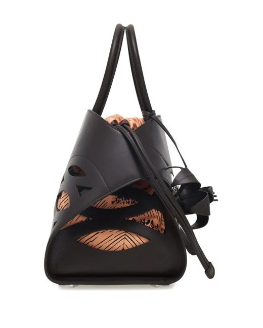 Ferragamo Black Große Back To Earth Hug Tote Bag