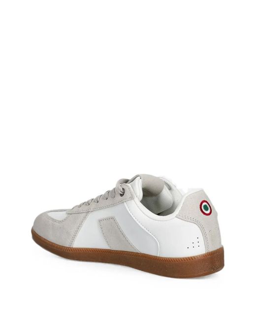Aeronautica Militare White Logo-Plaque Panelled Low-Top Sneakers for men