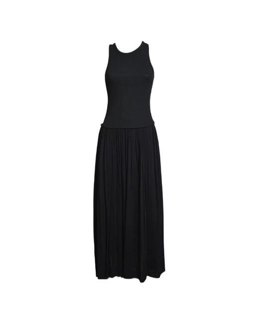 SOLOTRE Black Pleated Maxi Dress
