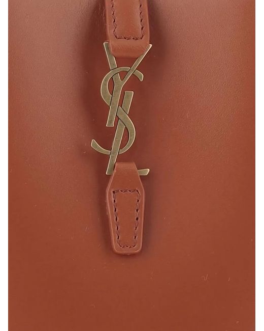 Saint Laurent Le 37 Kleine Bucket-Tas Met Logoplakkaat in het Brown