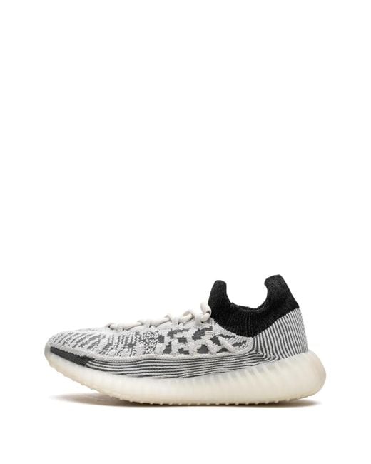 Yeezy White Yeezy Boost 350 V2 Panda Sneakers
