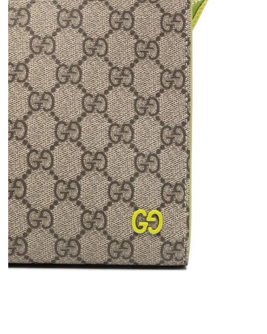 メンズ Gucci スモール Ggキャンバス クラッチバッグ グレー | Lyst
