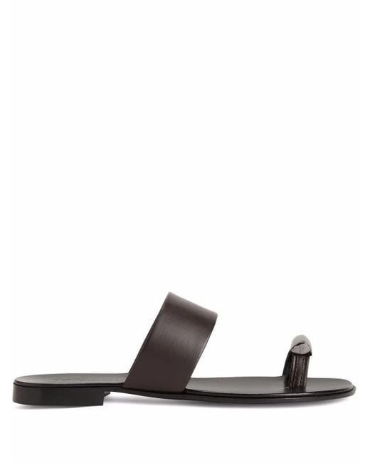 Giuseppe Zanotti Black Norbert Leather Toe-Loop Sandals for men