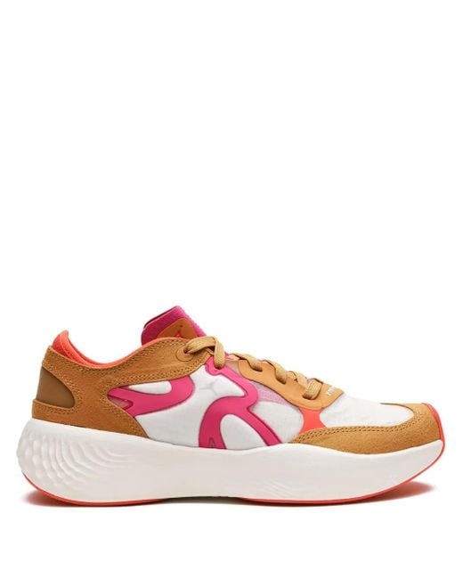 Nike Pink Baskets Delta 3
