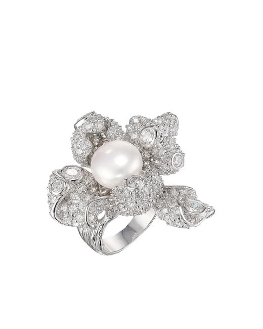 Anabela Chan White Mini Blossom Ring