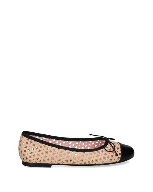 Pretty Ballerinas White Nicole Ballet Flats