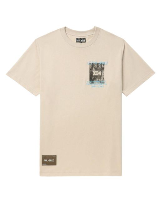 T-shirt con stampa grafica di Izzue in Natural da Uomo