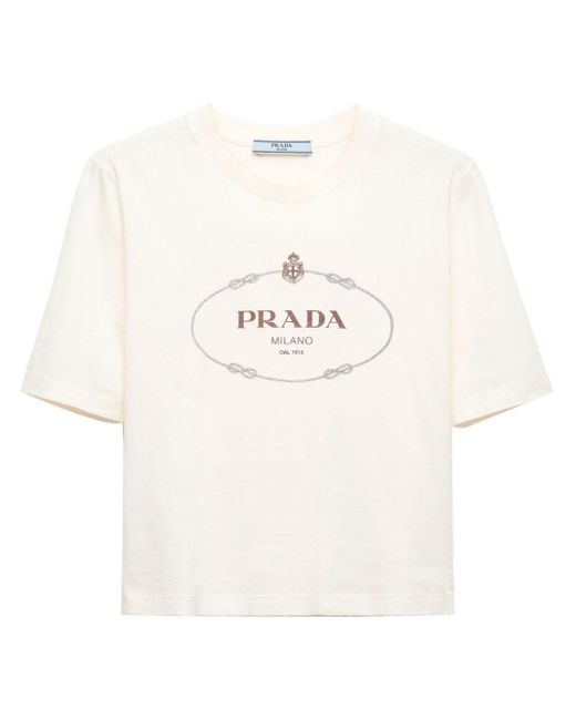 Prada Cropped T Shirt Mit Logo Print in WeiB Lyst DE