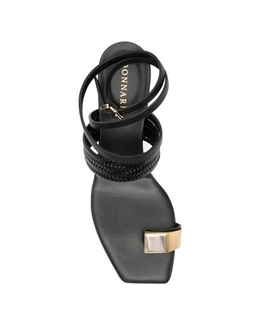 DONNARì Black Toe-Loop Sandals
