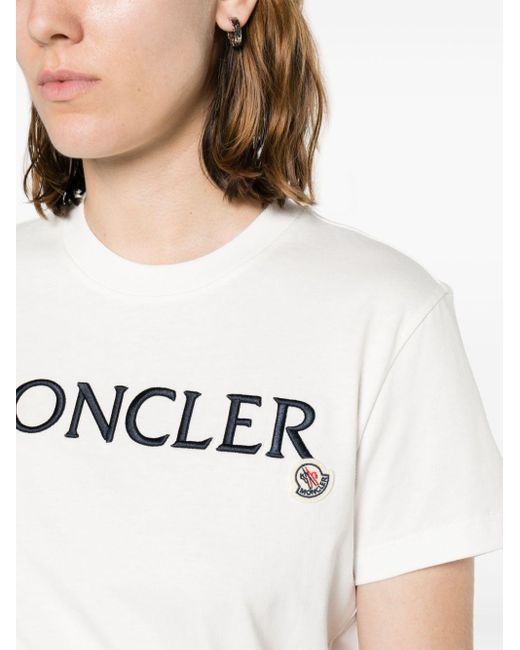 Camiseta con logo bordado Moncler de color White