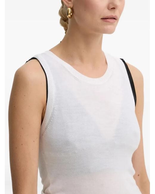 Top Smanicato Con Scollo Rotondo di Aeron in White