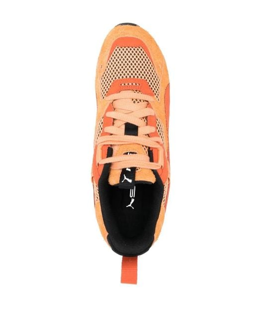 PUMA Orange Horizon Low-Top Sneakers