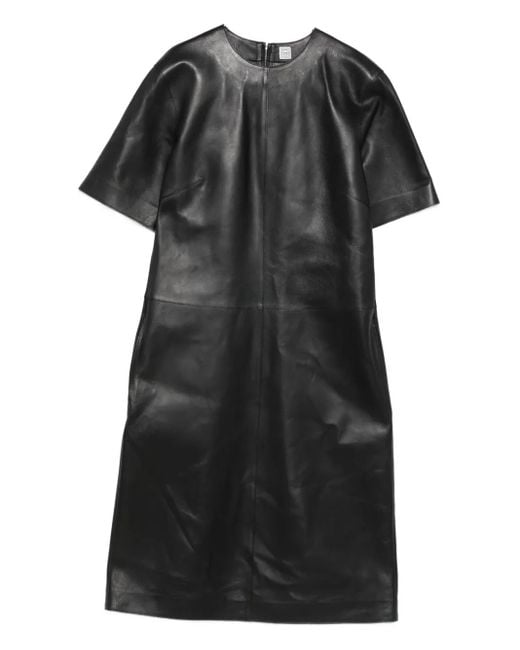 Vestido midi de piel Totême  de color Black