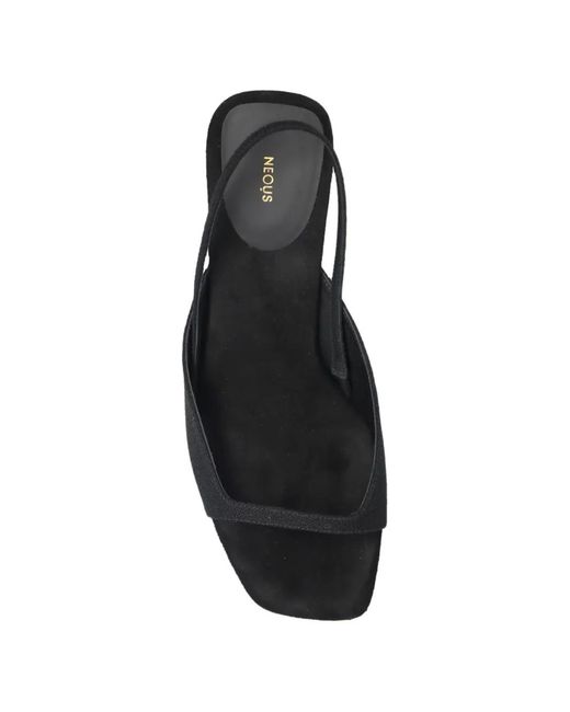 Neous Black Kamui Pumps