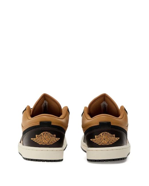 Nike Brown Air 1 Low Se Sneakers for men