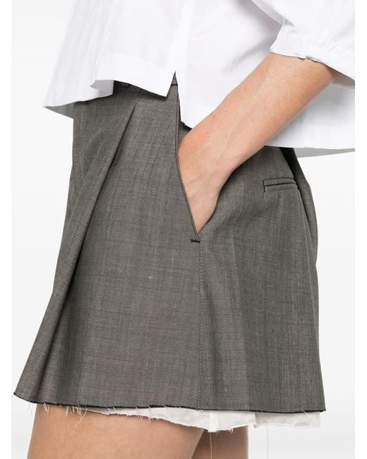 Nackiyé Gray Split Pleated Shorts