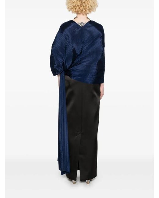 Poncho Madame-T Pleats Please Issey Miyake en coloris Blue