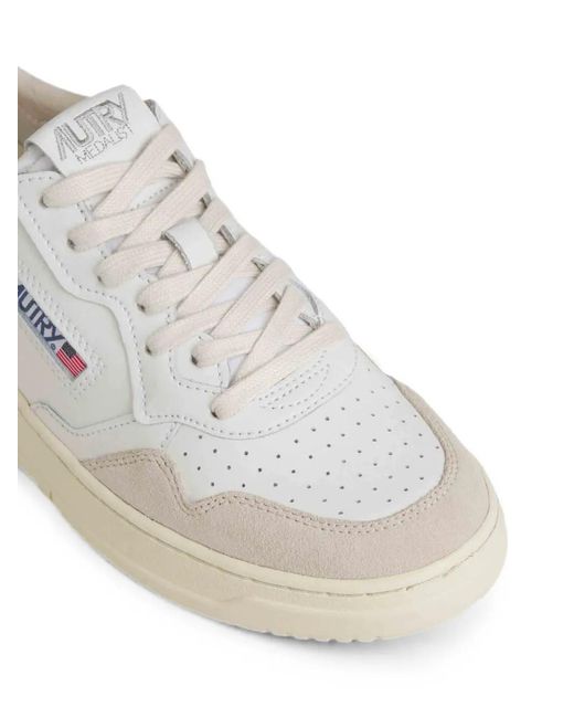 Autry White Medalist Low-Top Sneakers for men