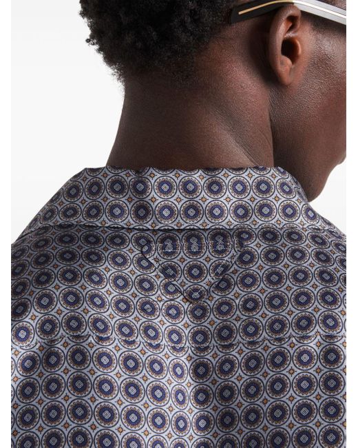 Chemise en soie à imprimé graphique Prada pour homme en coloris Gray