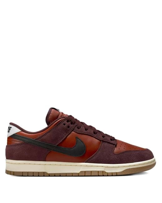 Nike Brown Dunk Low Retro Se Leather Sneakers for men