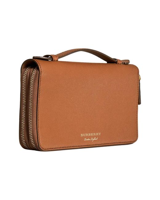 Burberry travel wallet hotsell