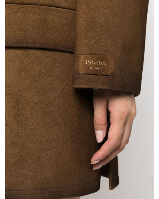 Manteau boutonné en daim Prada en coloris Brown