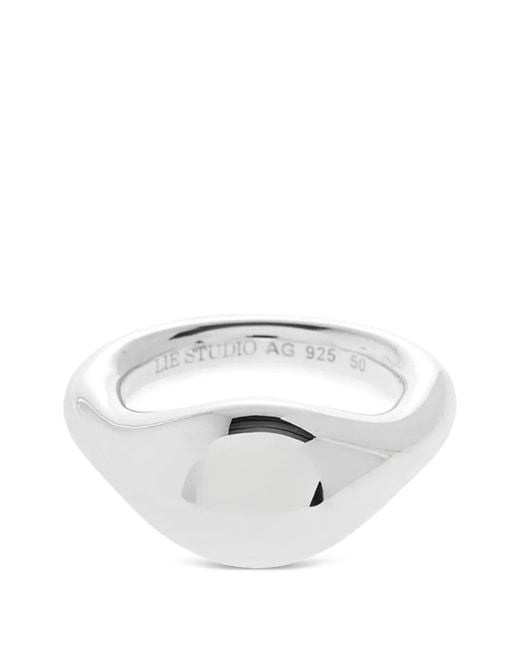 Anello Chloe di LIE STUDIO in White