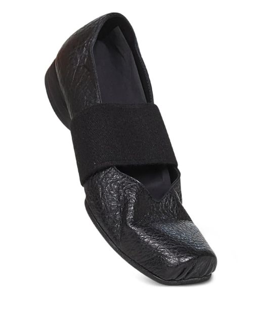 Uma Wang Black Ballerinas aus strukturiertem Leder mit Stretchbund