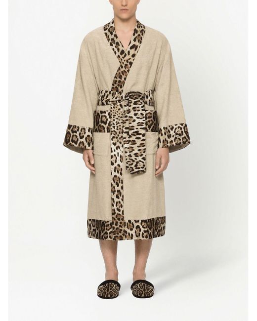 Accappatoio leopardatoDolce & Gabbana in Cotone di colore Neutro | Lyst