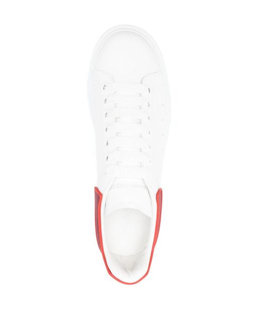 Sneakers oversize in pelle di Alexander McQueen in White da Uomo