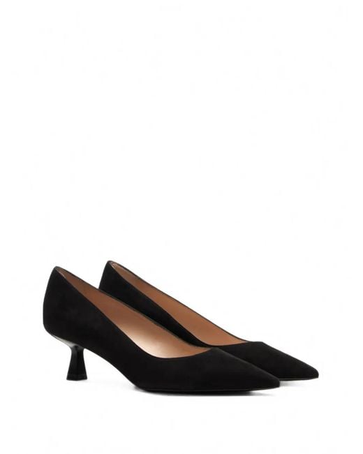 Stuart Weitzman Black Stuart Sculpt Pointed-Toe Pumps