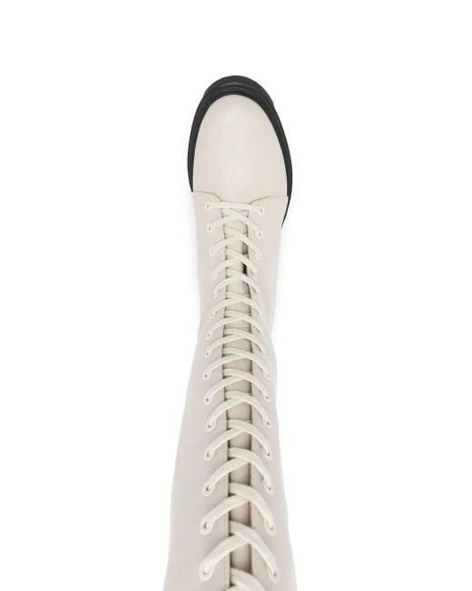 Stivali Chunky Stringati di Stuart Weitzman in White